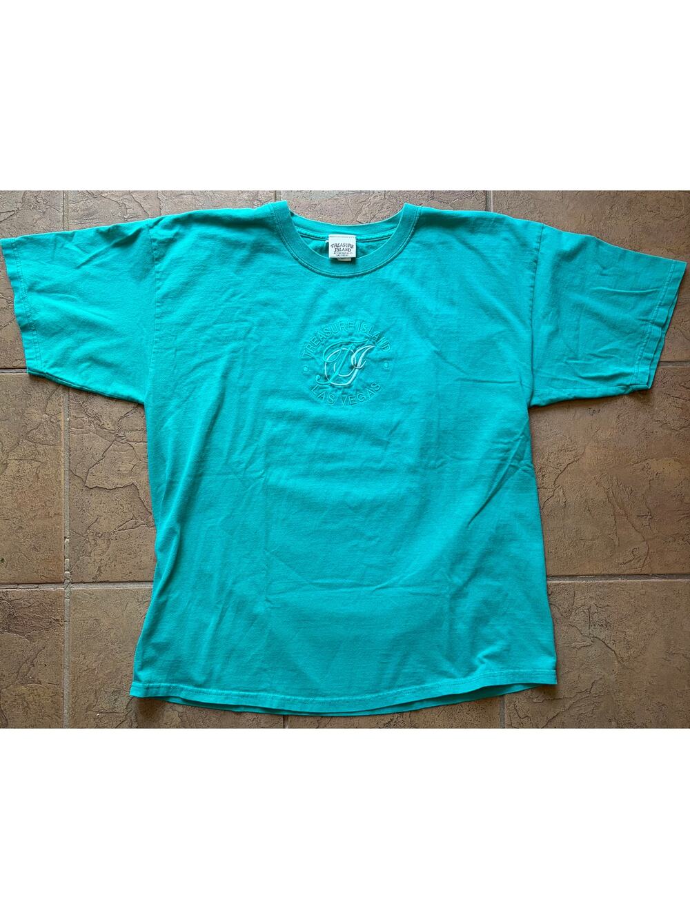 Vintage Treasure Island Las Vegas Embroidered T-Shirt XL Made USA Tourist Tee